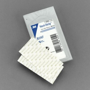 STERI-STRIP 1/2"X4" REINFORCED, NON-WOVEN, STERILE, 50PK/BX